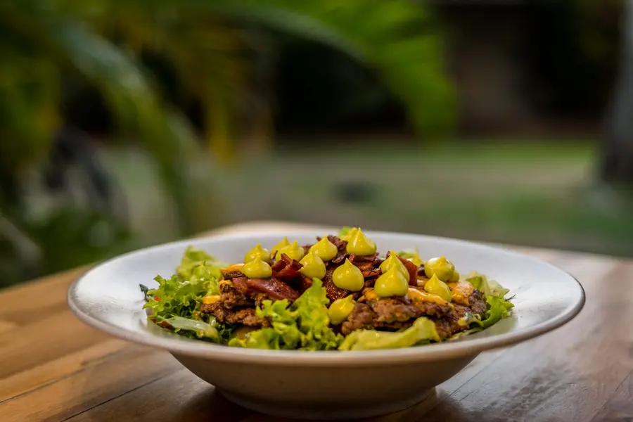Ensalada de SLOU en la terraza