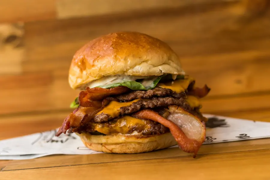 Triple Cheese Tocineta